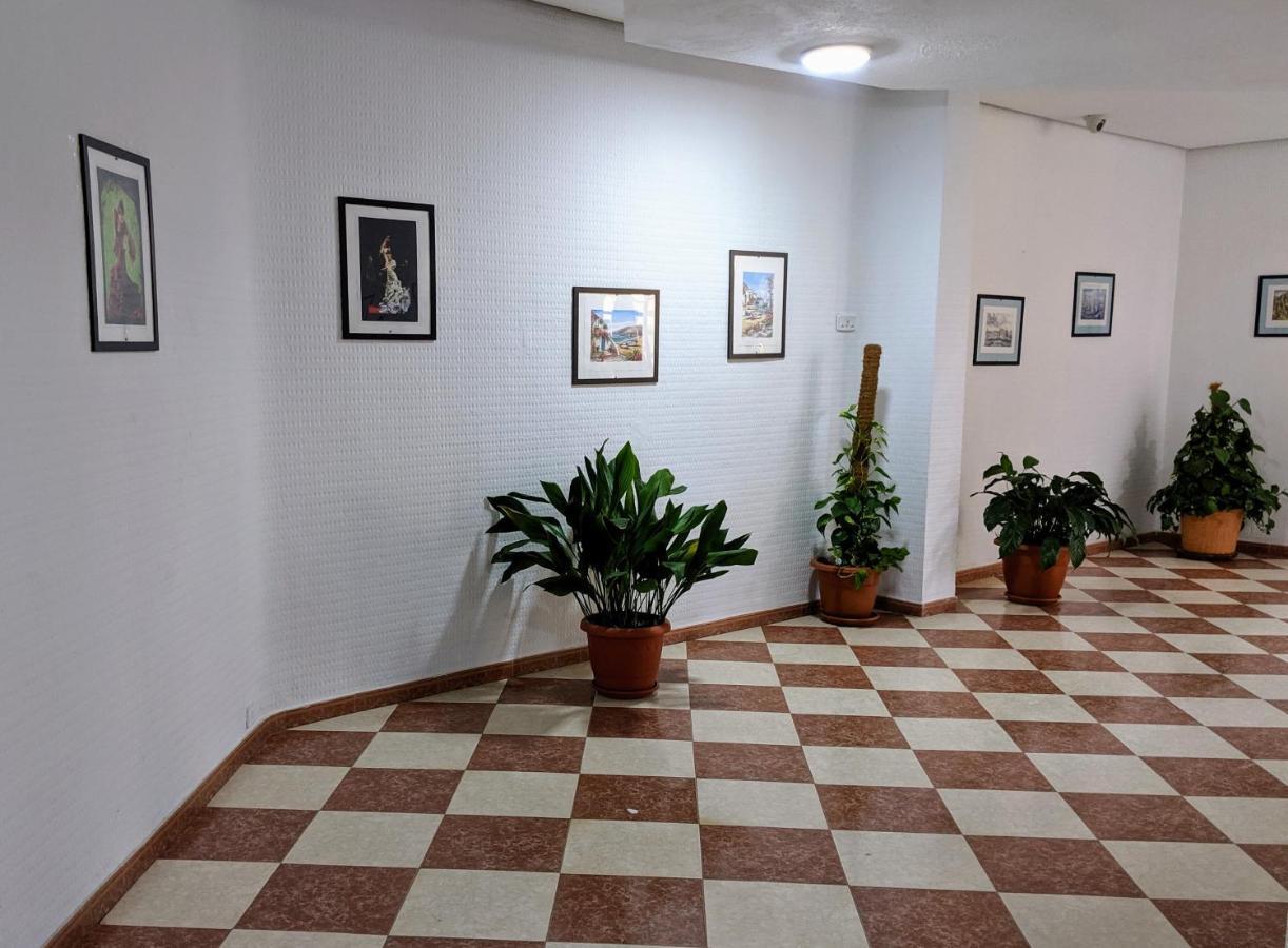 Away In The Heart Of Town Appartement